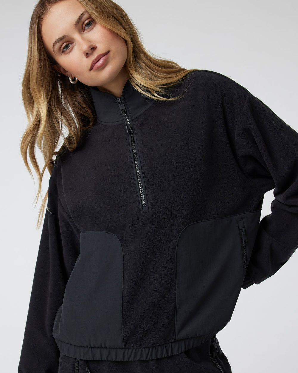 Women's Aspen Half Zip Black Fleece Pullover | Vuori shop
