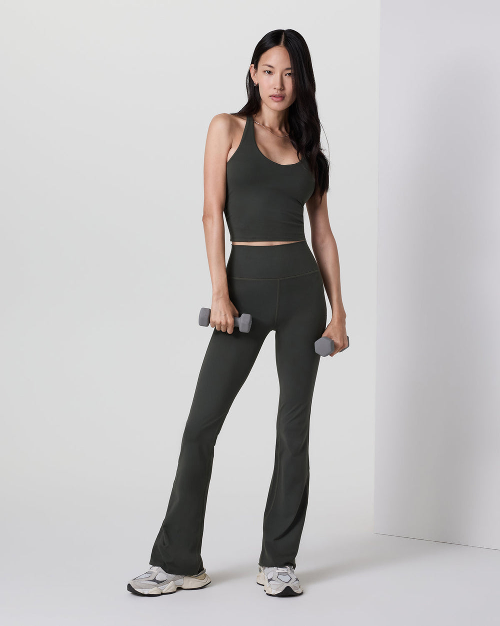 Halo Slim Flare Pant Women's Kale Pants | Vuori shop