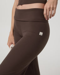 Vuori AllTheFeels™ Foldover Pant Women's Java Pants | Vuori sale