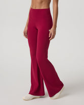 Vuori AllTheForm™ Flare - Short Strawberry Leggings | Vuori sale