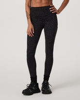Vuori AllTheForm™ Legging Black Blurred Torrent Legging | Vuori sale