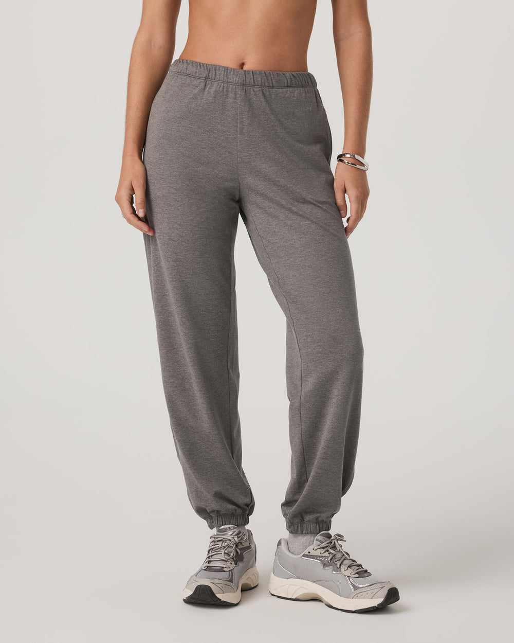 Halo Modern Sweatpant Women's Chia Heather Pants | Vuori onsale