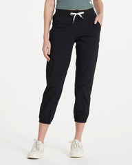 Miles Jogger Women's Lightweight Black Pants | Vuori shop