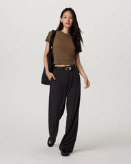 Pose Fitted Tee Women's Espresso T-Shirt | Vuori shop