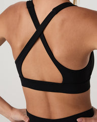 Daily Form Bra Women's Black Sports Bra | Vuori shop