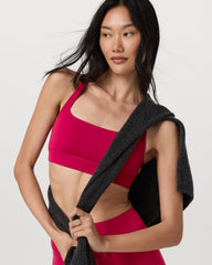 Daily Form Bra Women's Strawberry Sports Bra | Vuori onsale