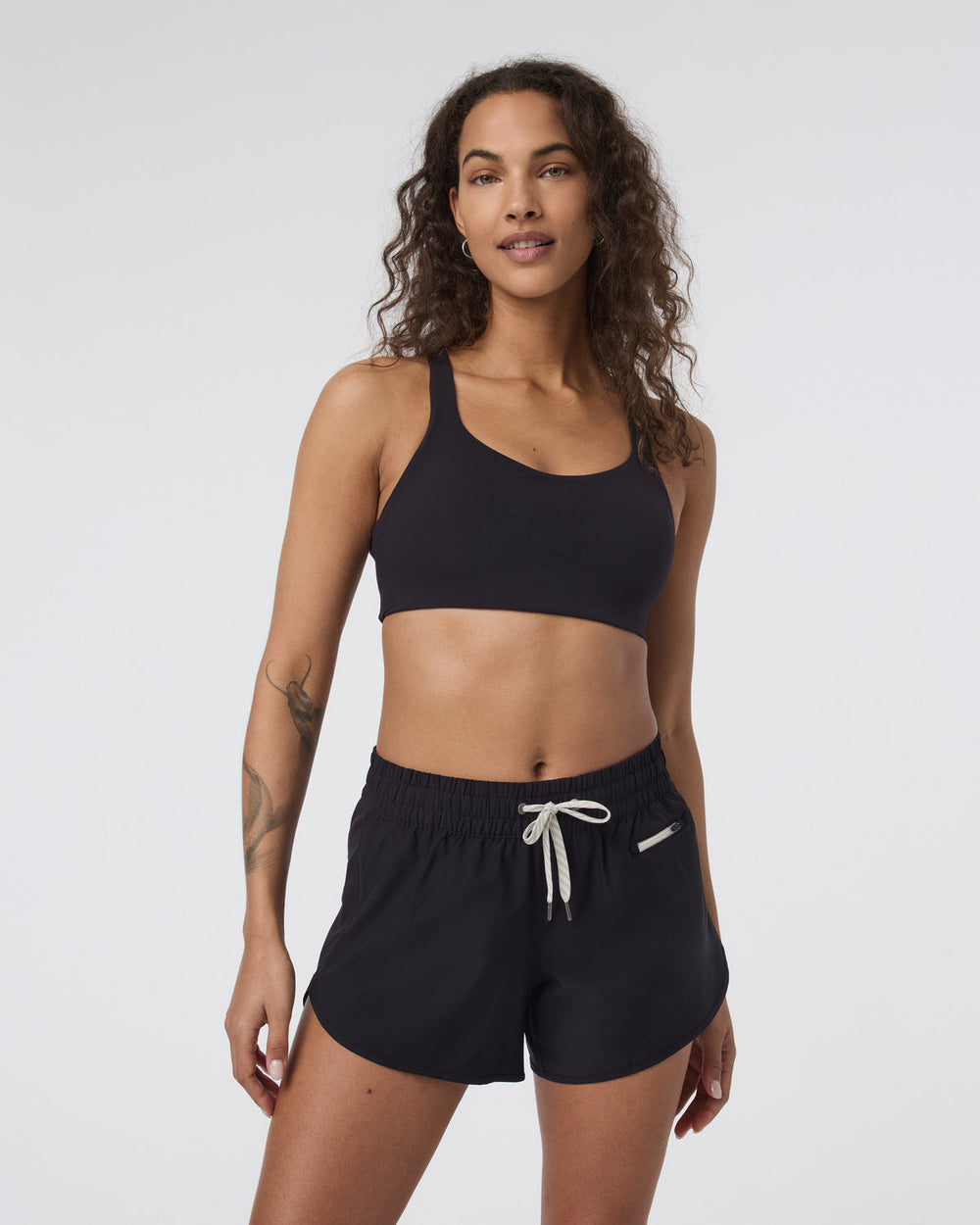 Dynamic Bra Black Medium Support Sports Bra | Vuori sale