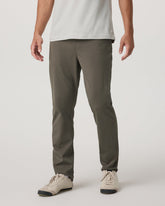 MetaTwill Pant Classic Fit 32" Men's Root Pants | Vuori onsale