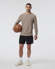 Kore Short Unlined Classic Fit 5" Black | Vuori shop