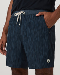 Kore Short Lined 7" Men's Shorts in Blue Sea Pampas | Vuori onsale