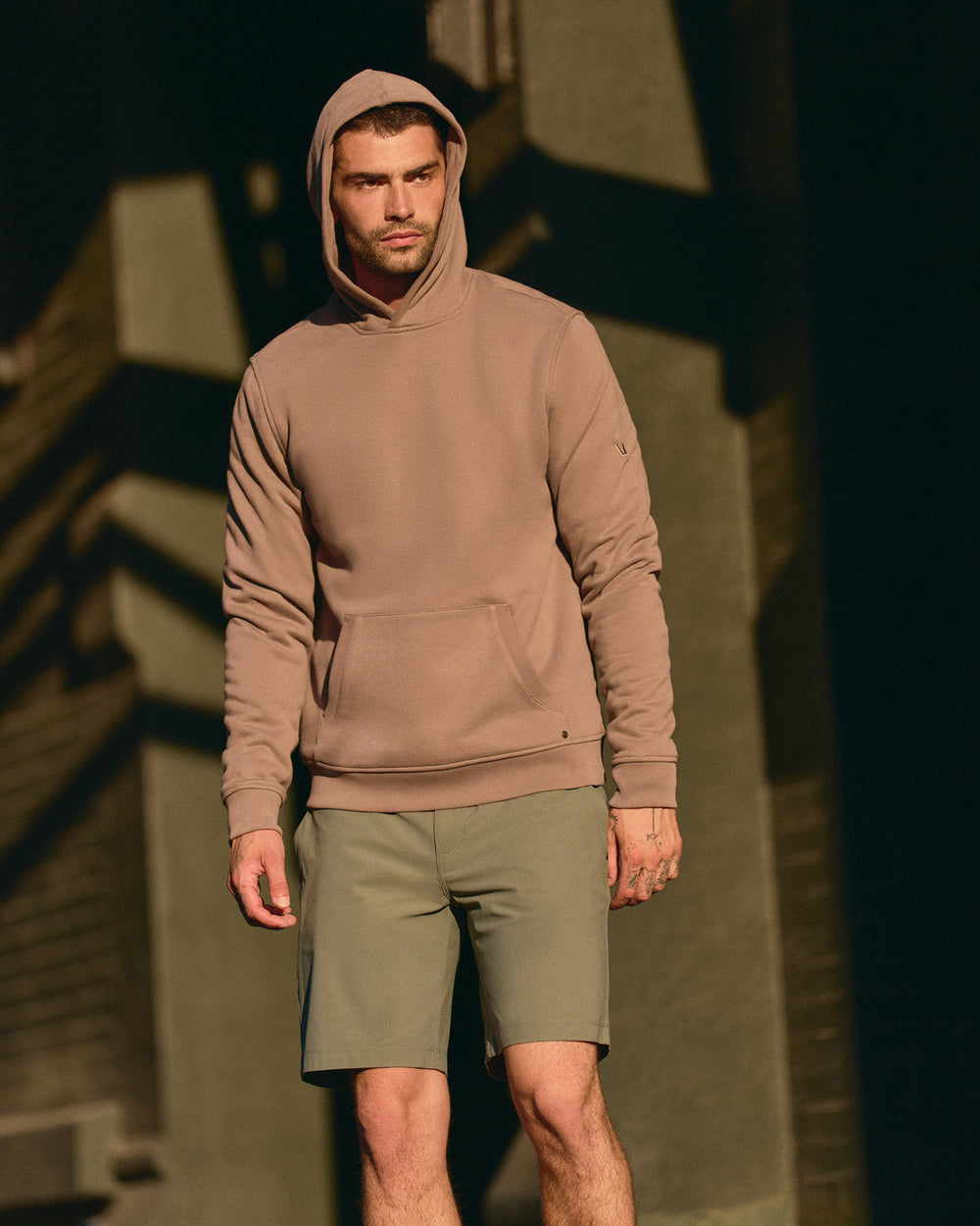 Meta Short 8" Men's Marsh Classic Chino Shorts | Vuori shop