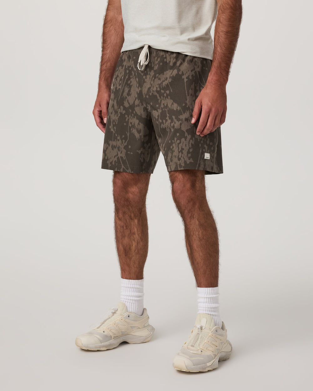 Banks Session Short Unlined 7" Root Earth Linen Texture | Vuori onsale