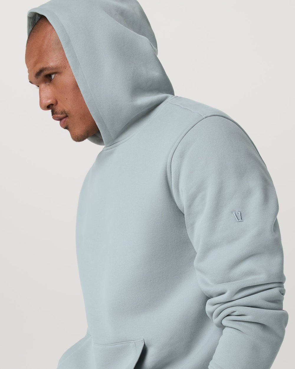 Seaside Pullover Hoodie Men's Blue Haze Pullover Hoodie | Vuori shop