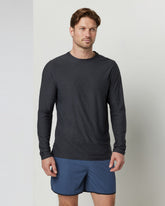 Long-Sleeve Strato Tech Tee Men's Charcoal Shirt | Vuori outlet