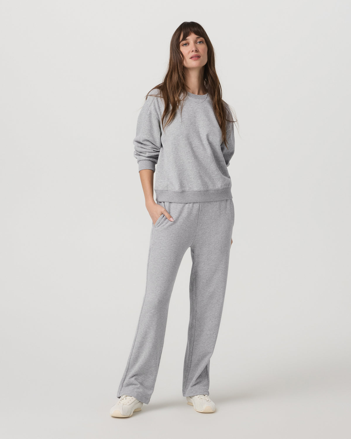 Sedona Seams Crew Women's Light Heather Grey Sweatshirt | Vuori shop