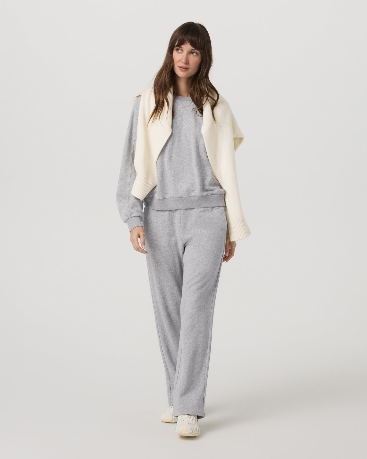 Sedona Seams Crew Women's Light Heather Grey Sweatshirt | Vuori shop