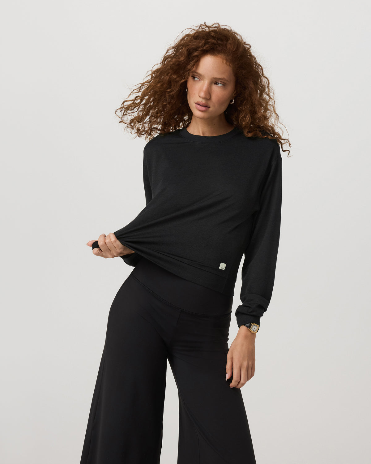 Halo Modern Crew Women's Black Heather Sweatshirt | Vuori sale