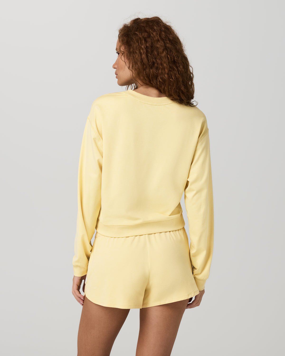 Halo Modern Crew Lemon Snap Heather Lounge Sweatshirt | Vuori online