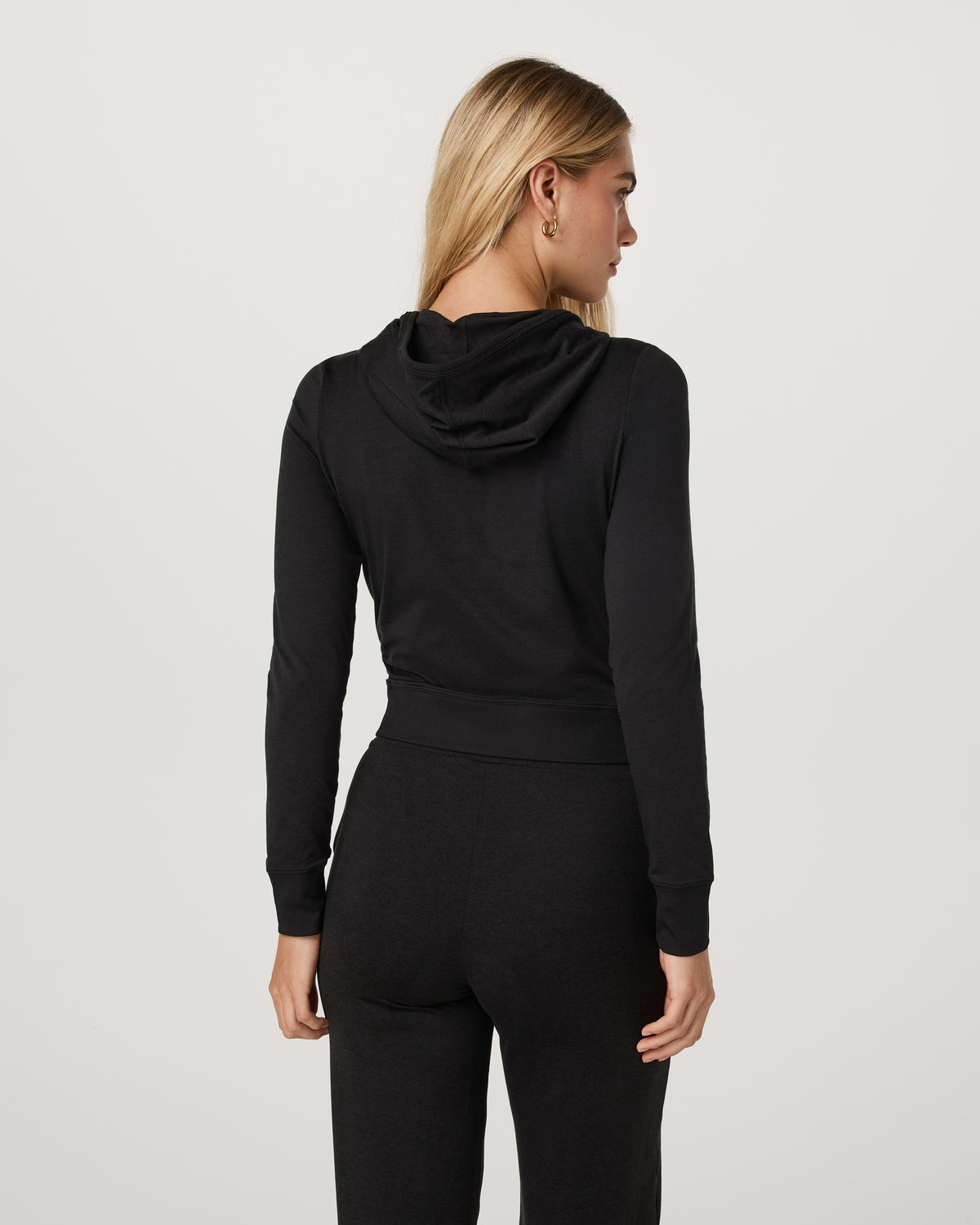 Halo Mini Full Zip Hoodie Black Heather | Vuori shop