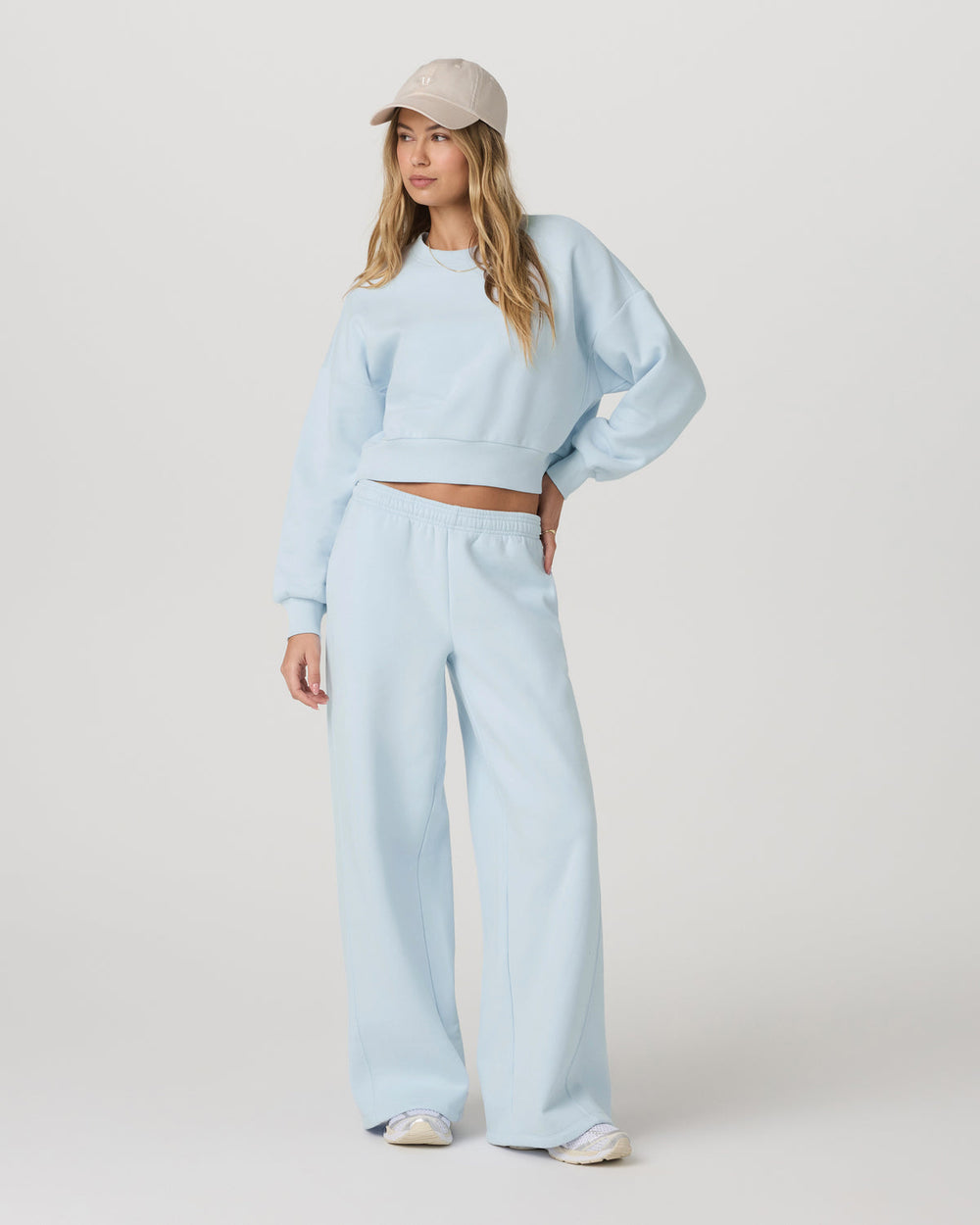 Restore Mini Crew Soft Sky | Vuori for sale