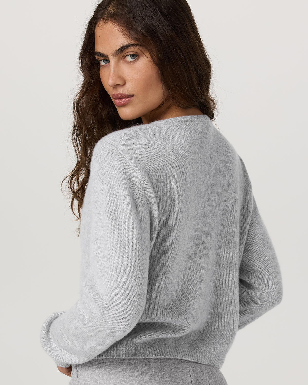 Émilie Cashmere Cardi Women's Pale Grey Heather | Vuori onsale
