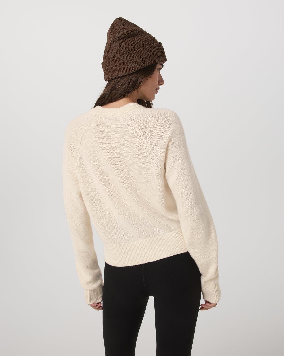 Émilie Cashmere Crew Women's Porcelain Pullover | Vuori onsale