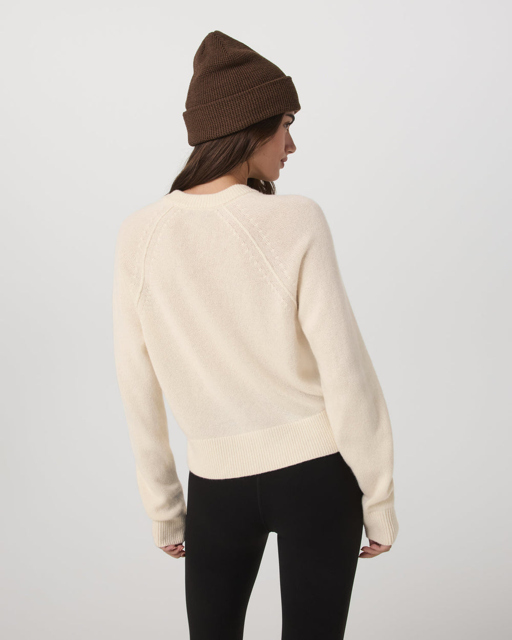 Émilie Cashmere Crew Women's Porcelain Pullover | Vuori onsale