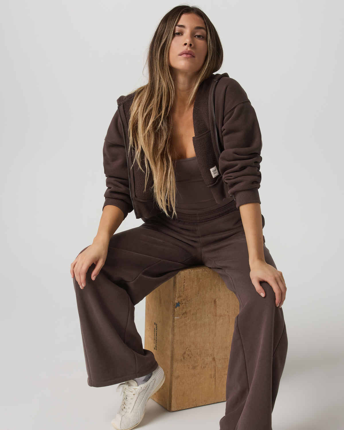 Restore Mini Full Zip Hoodie Women's Java Jacket | Vuori onsale