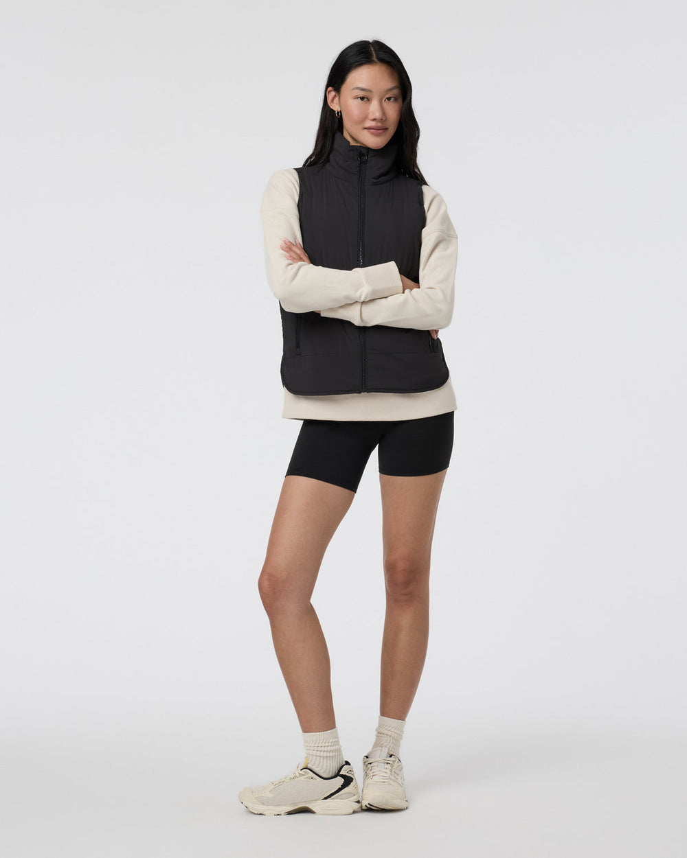 Canyon Insulated Vest Women's Black Vest | Vuori outlet