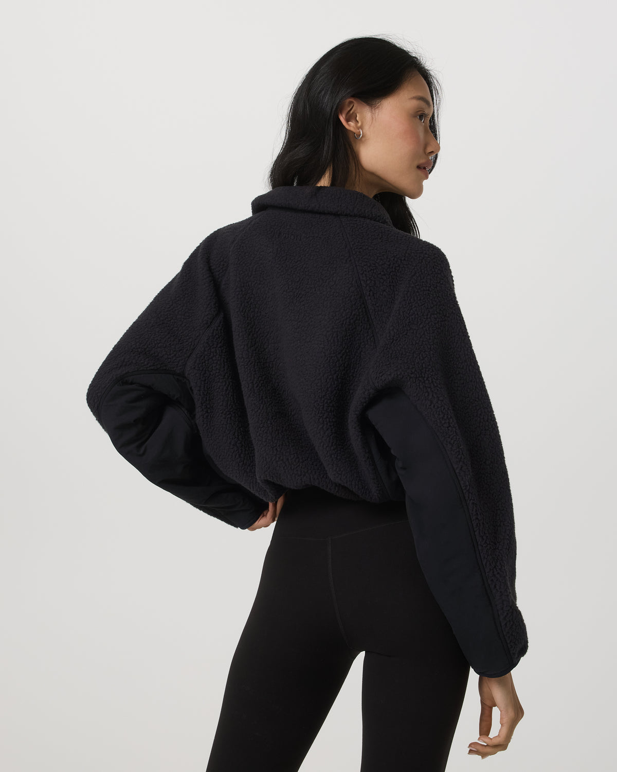 Alpine Jacket Women's Cozy Fleece Jacket in Black| Vuori | Vuori for sale