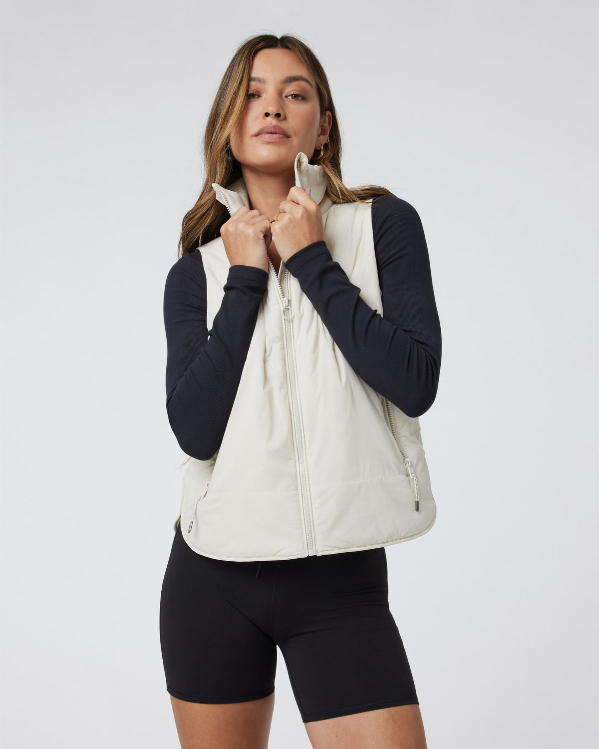 Canyon Insulated Vest Bone Lightweight Vest | Vuori online