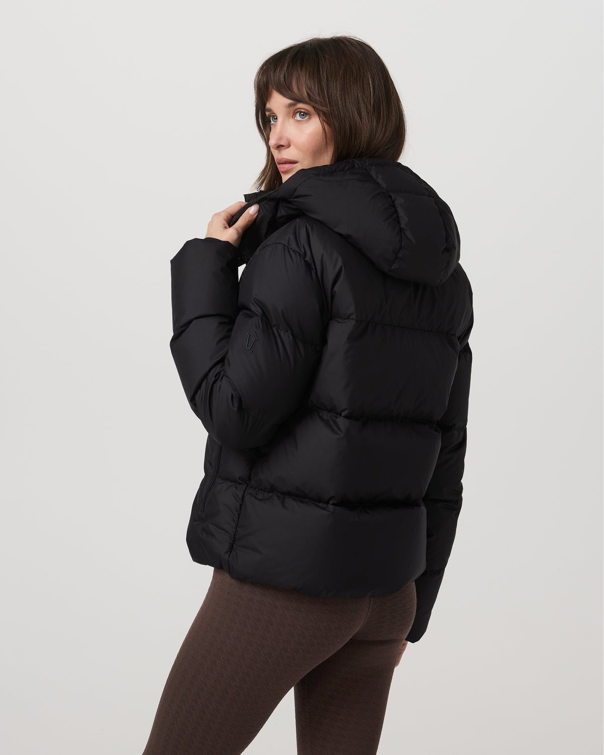 Alta Down Jacket Women's Black Puffer Jacket | Vuori sale