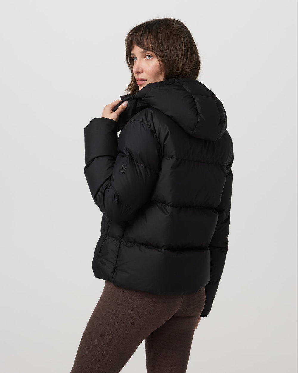 Alta Down Jacket Women's Black Puffer Jacket | Vuori sale