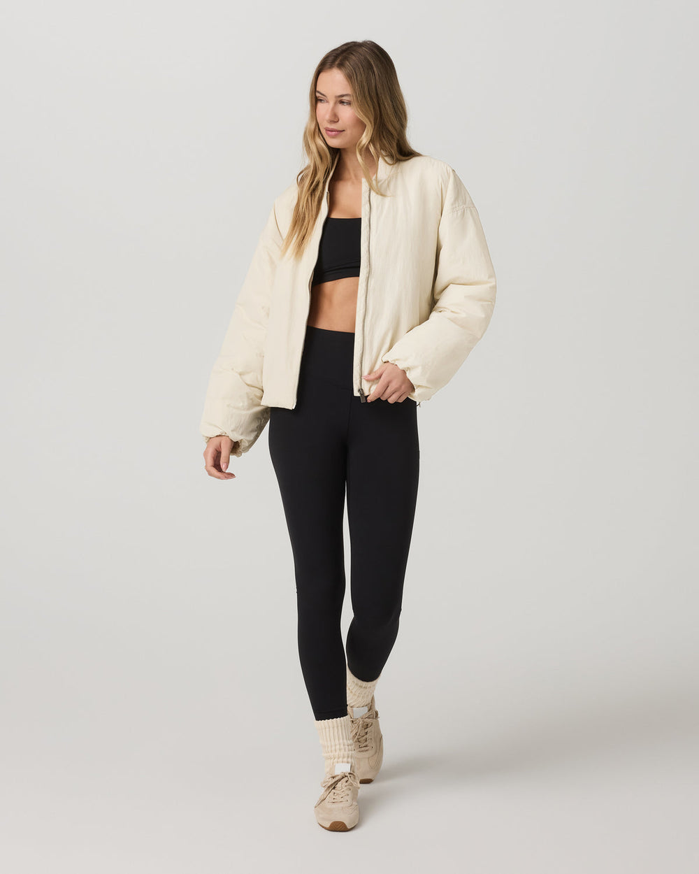 Lund Insulated Jacket Women's Bone Oversized Jacket | Vuori outlet