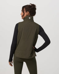 Canyon Insulated Vest Women's Olive Lightweight Vest | Vuori shop
