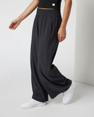 Villa Wideleg - Short Black Wide Leg Pants | Vuori discount