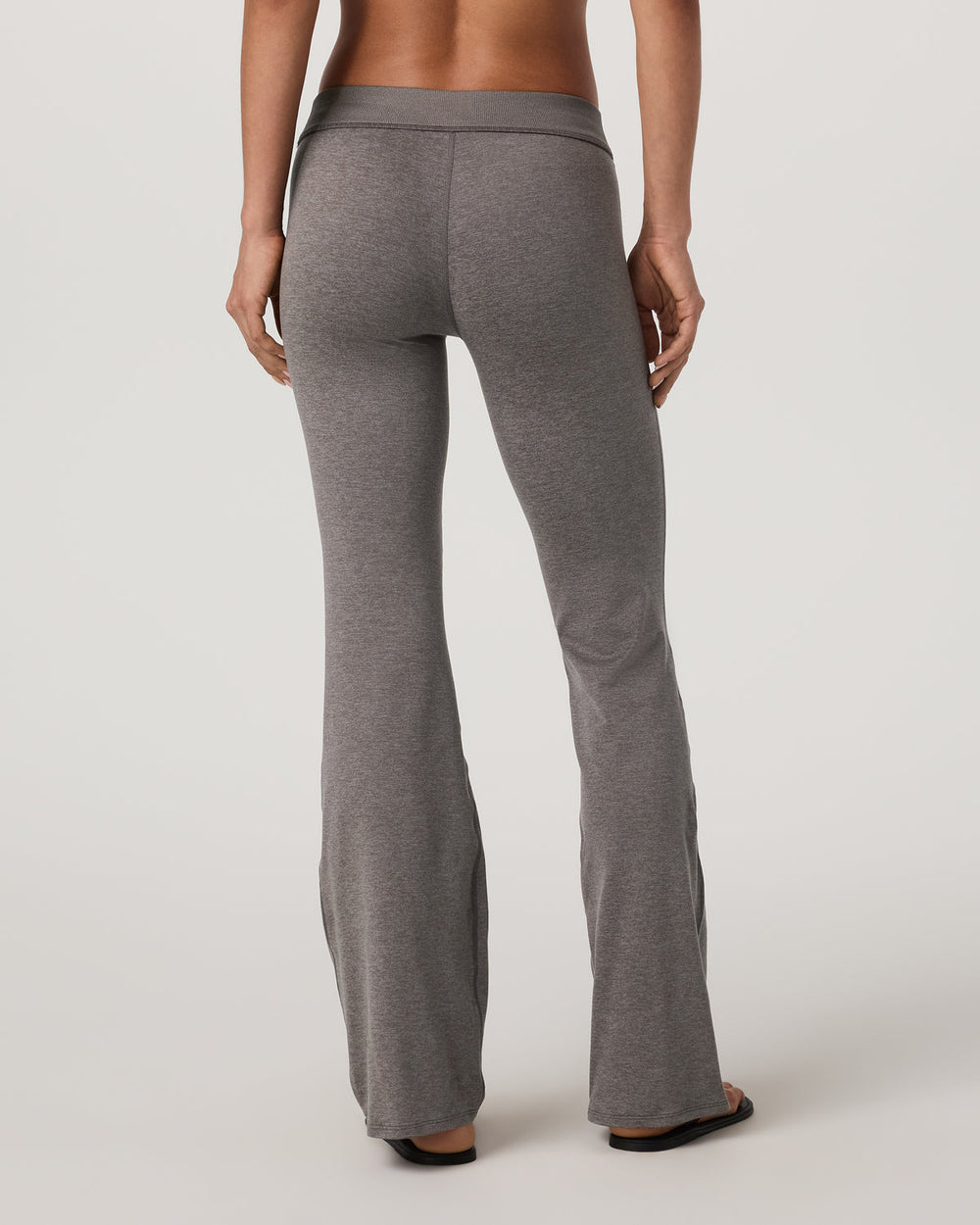 Halo Flare Pant Women's Chia Heather Pants | Vuori onsale