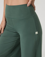 Halo Easy Wideleg Pant - Short Women's Agate Green Pants | Vuori outlet