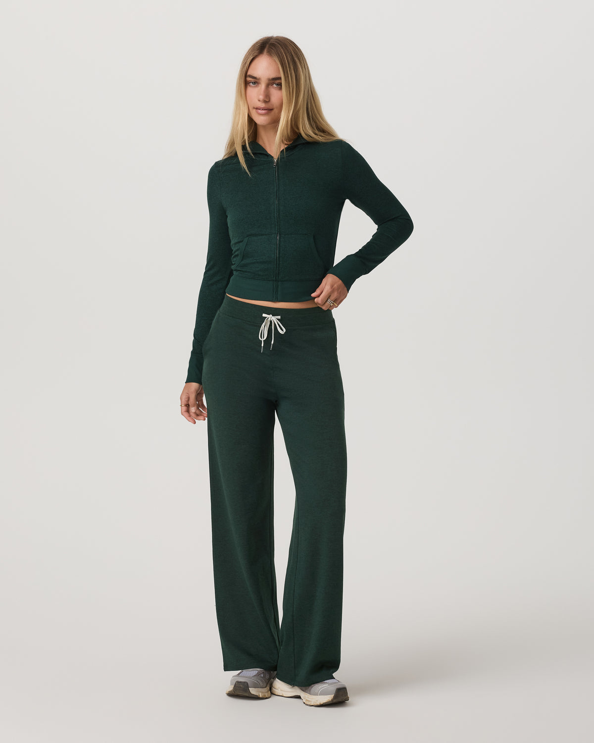 Halo Wideleg - Short Women's Evergreen Wideleg Pants | Vuori sale