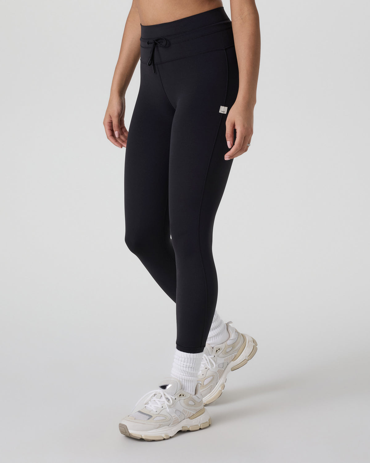 Women's Daily Form Legging - Short Black | Vuori for sale