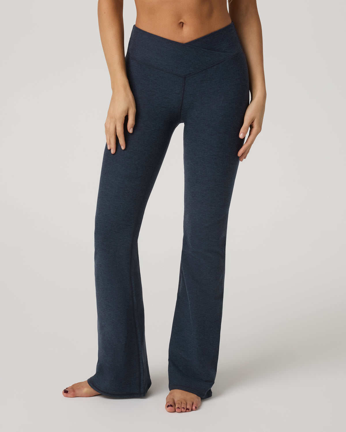 Elevation Rhythm Flare Midnight Heather | Vuori shop