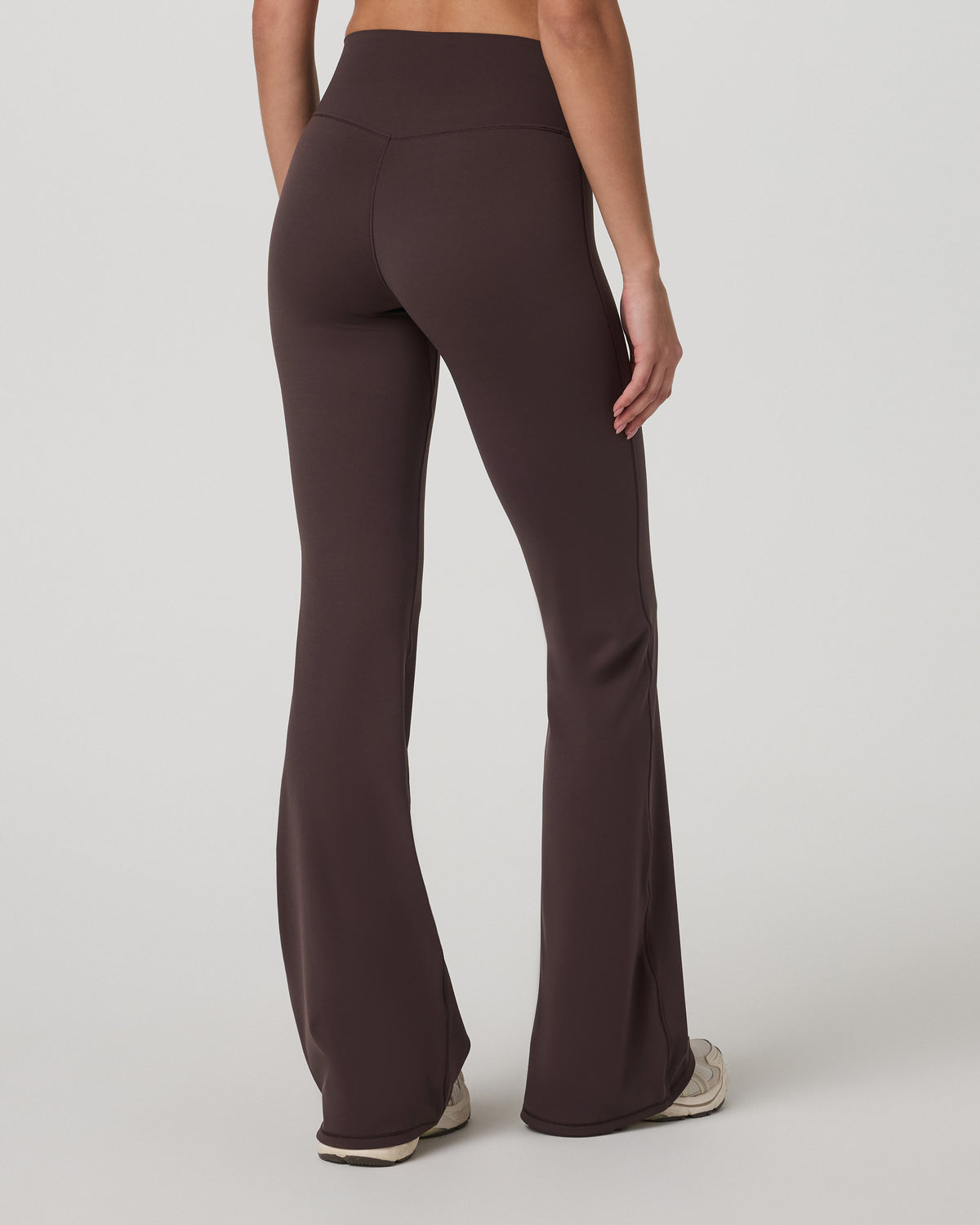 Vuori AllTheForm™ Flare - Short Women's French Roast Leggings | Vuori shop