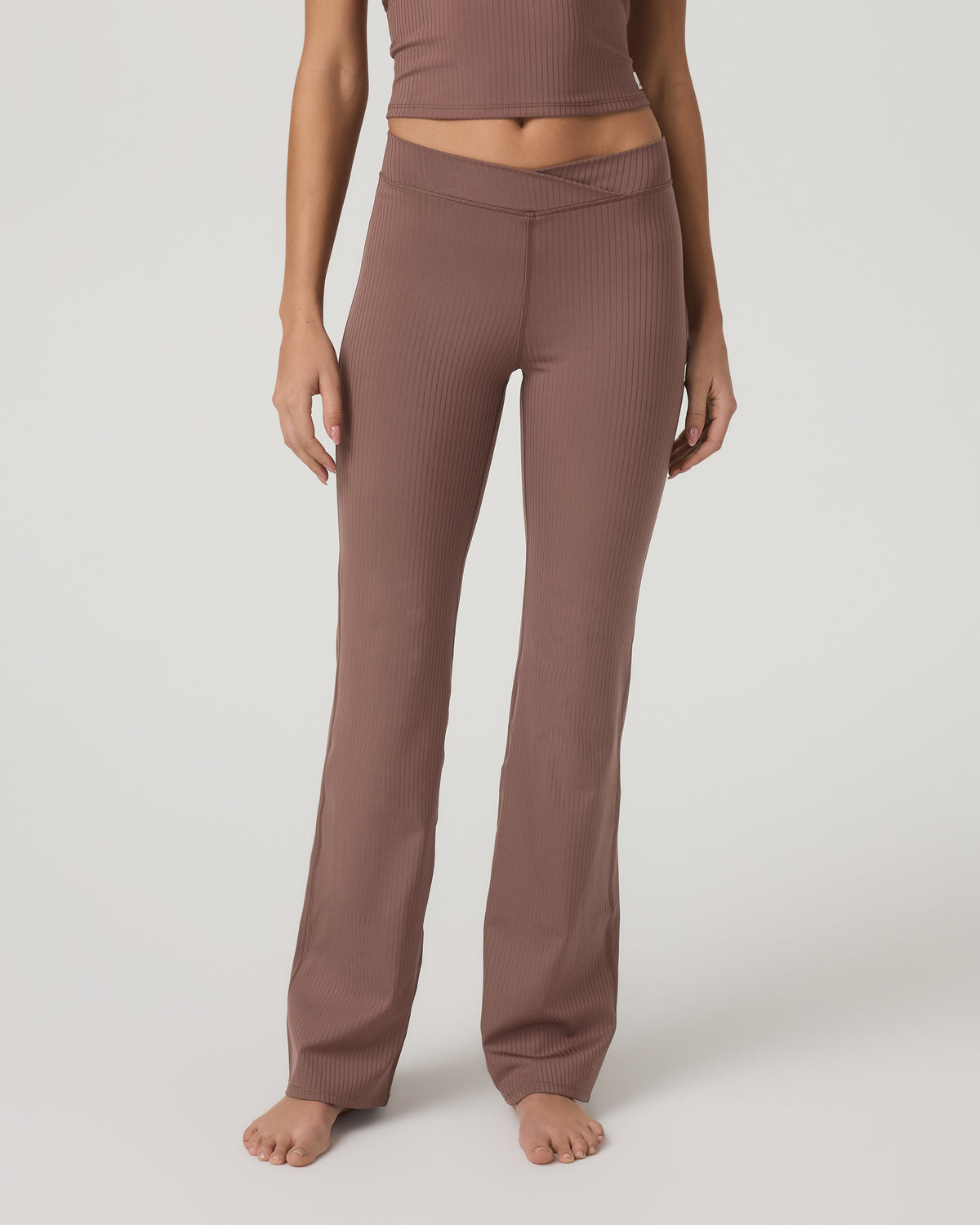 Inversion Rib Slim Flare Women's Sable Slim Flare Leggings | Vuori outlet