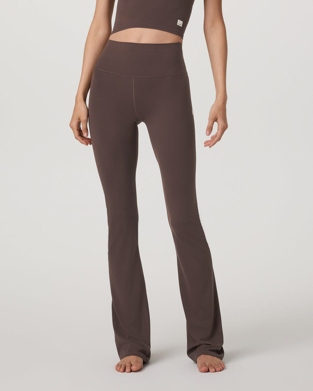 Vuori AllTheFeels™ Slim Flare Women's Java Leggings | Vuori for sale
