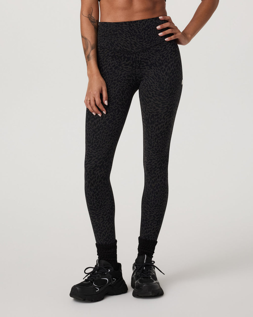 Vuori AllTheForm™ Legging Black Blurred Torrent Legging | Vuori sale