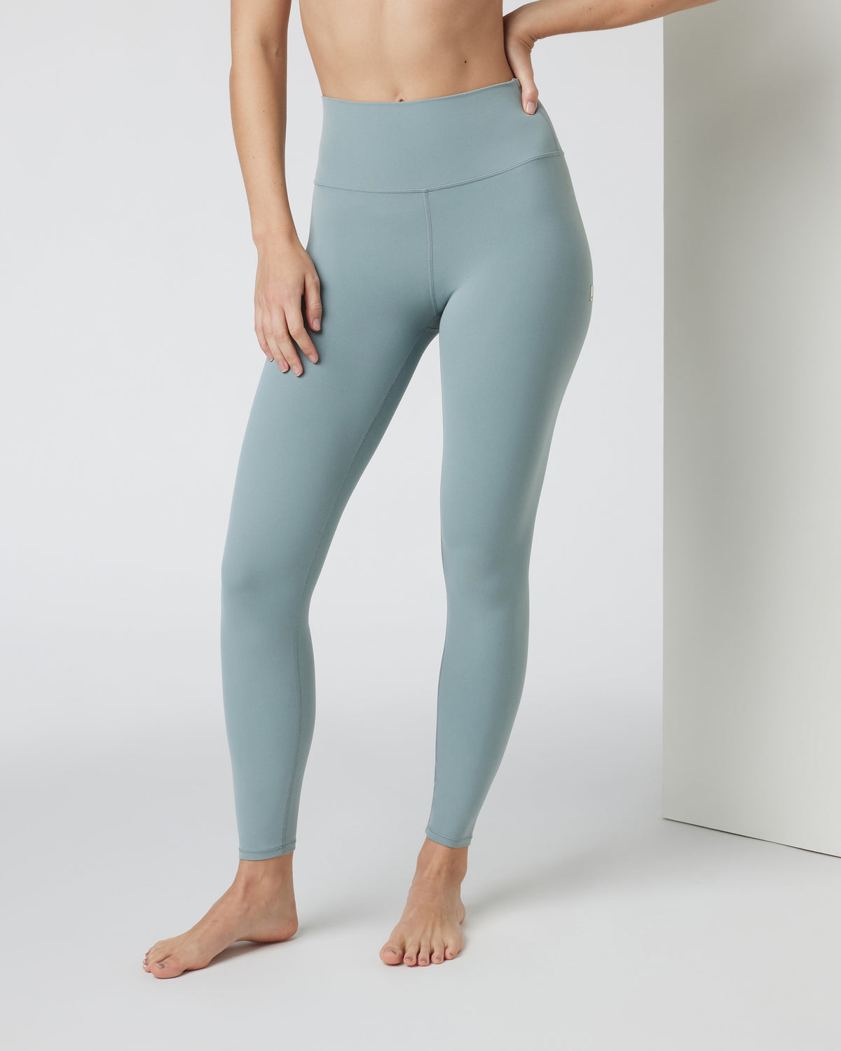 Vuori AllTheFeels™ Legging Vintage Pistachio | Vuori sale