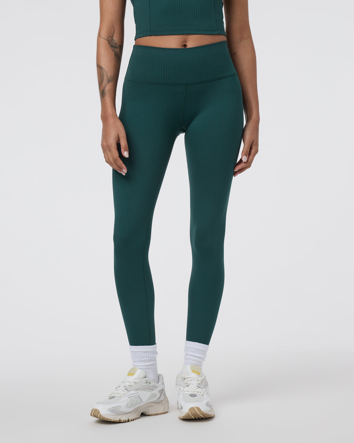 Inversion Rib Legging Moss | Vuori online