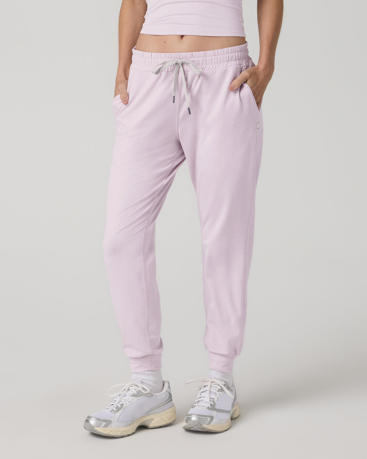 Performance Joggers Women's Lilac Breeze Heather Joggers | Vuori discount
