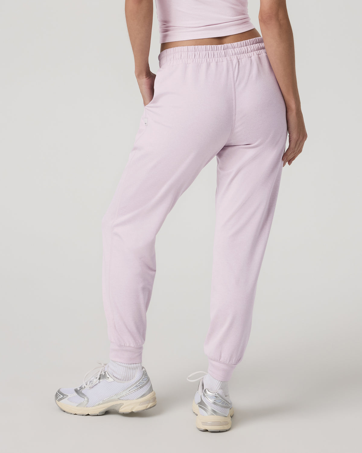 Performance Joggers Women's Lilac Breeze Heather Joggers | Vuori discount
