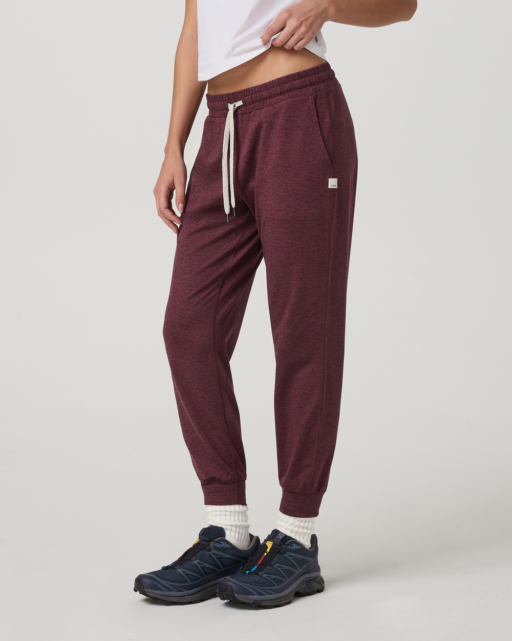 Performance Jogger - Long Women's Fig Heather Joggers | Vuori shop